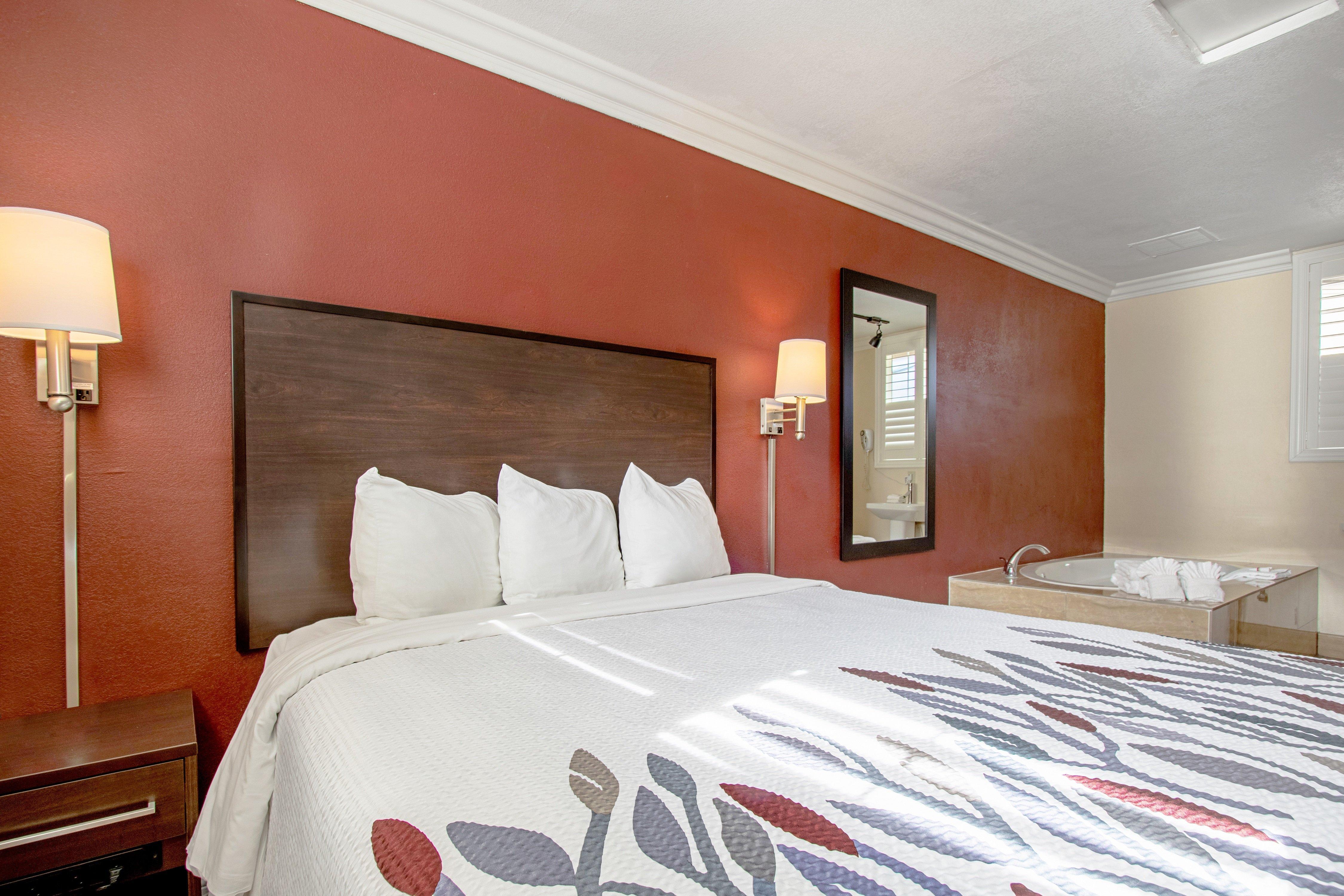 Americas Best Value Inn & Suites Monterey Dış mekan fotoğraf